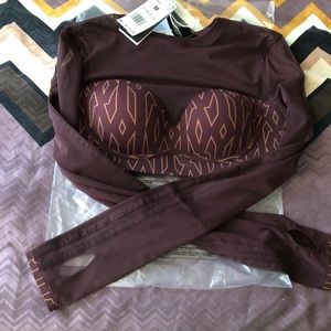 Ivy “Icy” Park crop top-NWT & authentic! US Sz M